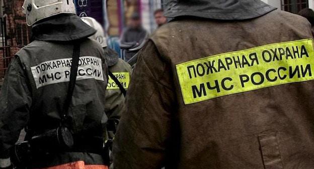 Сотрудники МЧС. Фото: Владимир Аносов / Югополис