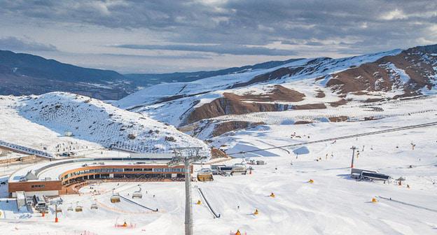 Азербайджанский горнолыжный курорт. © Foto: Alex Cheban https://ru.sputnik.az/life/20161126/407866853/tufandag-v-pervoy-troyke-kurortov-sng.html