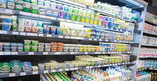 Молочные продукты в магазине. Фото © Sputnik/ Asatur Yesayants
https://ru.armeniasputnik.am/society/20170406/6932760/kurit-vredno-pit-protivno-ceny-v-armenii-rastut.html