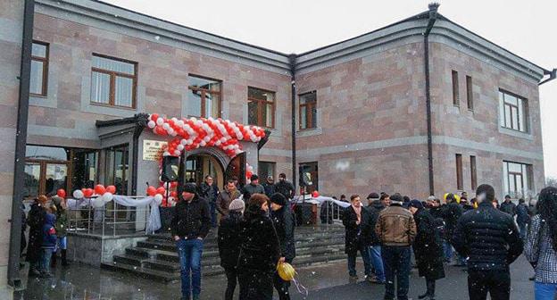 Открытие школы в селе Кумудро (Гумбурдо) Ахалкалакского района региона Самцхе-Джавахети. Фото © FB/ Hayartun https://ru.armeniasputnik.am/world/20180117/10189220/armyane-v-gruzii-ili-iz-za-chego-v-gumburdo-vnov-azhiotazh.html