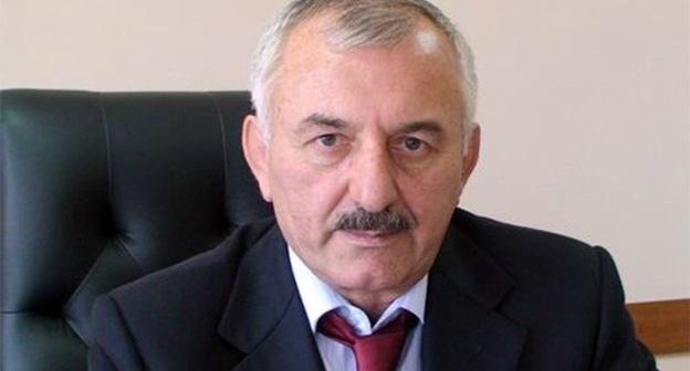 Абусупьян Гасанов. Фото https://mkala.ru/authorities/administration/struktura/struktura_829.html
