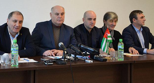 Первая пресс-конференция объединения - Союза политических партий и общественных организаций Абхазии. 23 января 2018 г. Фото: Sputnik/Бадрак Авидзба http://sputnik-abkhazia.ru/Abkhazia/20180123/1022970981/soyuz-obshhestvennyx-i-politicheskix-organizacij-abxazii-zayavil-o-namereniyax.html