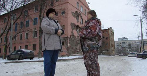 Жильцы общежития №8 Баранова и Лысенко на улице Жолудева в Тракторном районе Волгограда. Дом признан аварийным. Фото Вячеслава Ященко для "Кавказского узла"