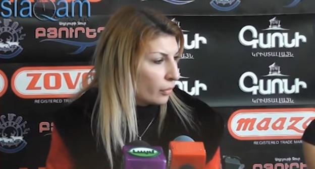 Ани Закарян. Скриншот из видеосюжета на канале ArmComedy в YouTube