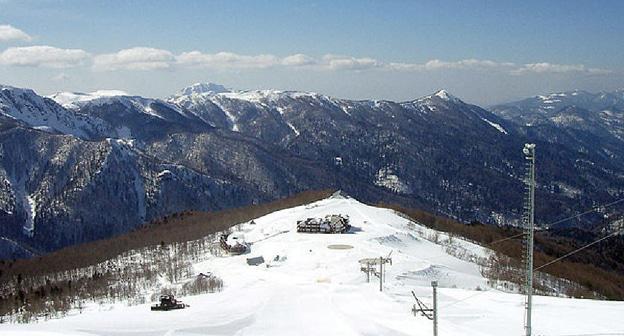 По дороге в Архыз © Елена Синеок. ЮГА.ру Горнолыжный комплекс "Лунная поляна". Фото: RuLeaks © Фото Юга.ру

