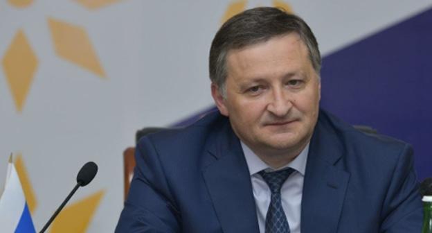 Беслан Эшба. Фото: Томас Тхайцук,   http://sputnik-abkhazia.ru/Abkhazia/20180125/1022991667/vice-premer-pravitelstva-abxazii-beslan-eshba-podal-v-otstavku.html