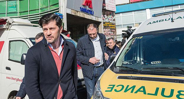 Возле станции метро  "Варкетили". Тбилиси, 30 января 2018 года. Фото © Sputnik / Levan Avlabreli https://sputnik-georgia.ru/incidents/20180130/239103940/K-statju-net-zhertv-mjer-Tbilisi-pribyl-na-mesto-ChP.html