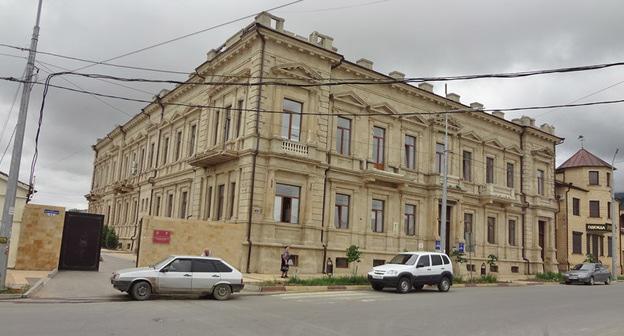 Здание центральной городской больницы в Дербенте. Фото: официальный сайт Центральной городской больницы в Дербенте http://derbentcgb.ru/?page_id=38