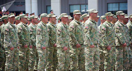 Грузинские военнослужащие. Фото © Sputnik / Alexander Imedashvili
https://sputnik-georgia.ru/politics/20180207/239217378/Voennaja-reforma-v-Gruzii-prezidentu-dali-pravo-objavljat-mobilizaciju.html