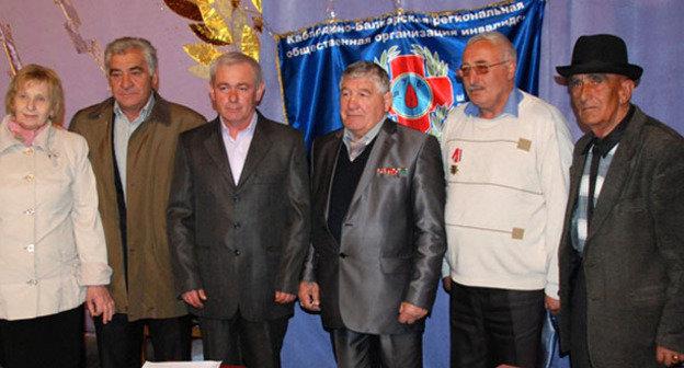 Ликвидаторы Чернобыльской аварии. Нальчик, апрель 2013 г. Фото: Управление делами Главы и Правительства
Кабардино-Балкарской Республики http://kbr.ru/?p=4351