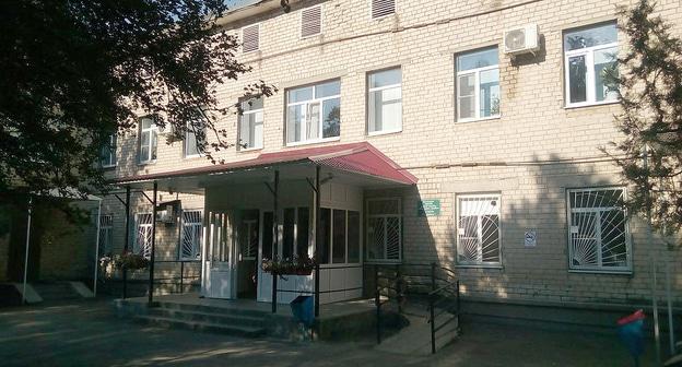 ГБУЗ СК «Краевой клинический противотуберкулезный диспансер» города Ставрополя. Фото  https://yandex.ru/maps/36/stavropol/?from=1org_photo&mode=search&ol=biz&oid=1460873978
