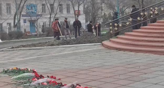 Территория Свято-Георгиевского храма в Кизляре. 20 февраля 2018 года. Фото: пресс-служба администрации города Кизляр http://mo-kizlyar.ru