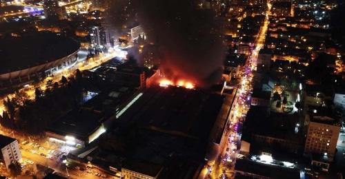 Пожар в торговом центре в Тбилиси. Фото: скриншот видео https://1tv.ge