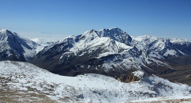 Горы Азербайджана. Фото: Freieck https://ru.wikipedia.org