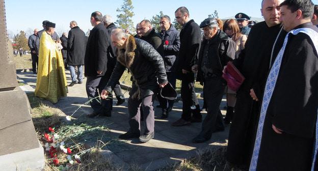Возложение цветов  в городе Шуши в память жертв массового насилия в отношении армян в азербайджанском Сумгаите. Нагорный Карабах, 28 февраля 2018 г. Фото Алвард Григорян для "Кавказского узла"