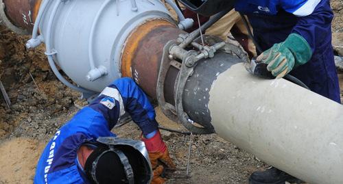 Восстановление газопровода. Фото http://makhachkala-tr.gazprom.ru/press/news/2016/07/139/?from=rss