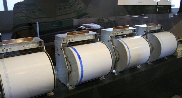 Сейсмограф. Фото CC BY 2.0 / lora_313 / Kilauea Seismographs
