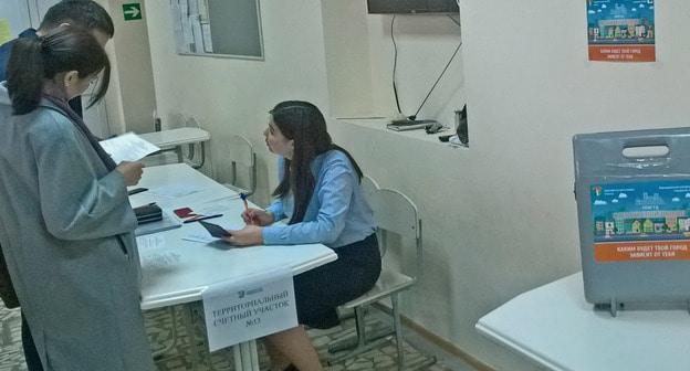 Голосование по благоустройству Элисты на избирательном участке №18. 18 марта 2018 года. Фото корреспондента "Кавказского узла"