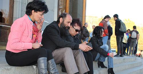 Участники акции протеста в Ереване с требованием освободить политзаключенных. Ереван, 21 марта 2018 г. Фото Армине Мартиросян для "Кавказского узла"