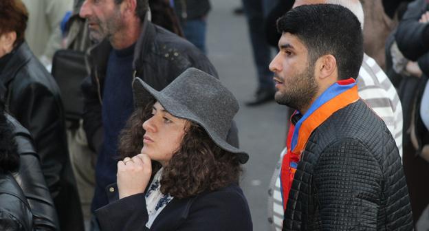 Участники митинга в Ереване. Фото Тиграна Петросяна  для "Кавказского узла"