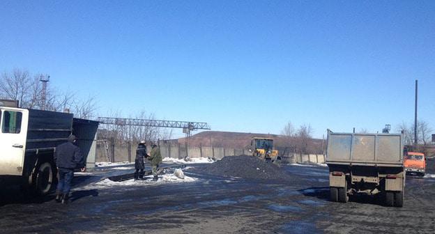 Уголь для шахтеров Гуково. 13 марта 2018 г. Фото Вячеслава Прудникова для "Кавказского узла"