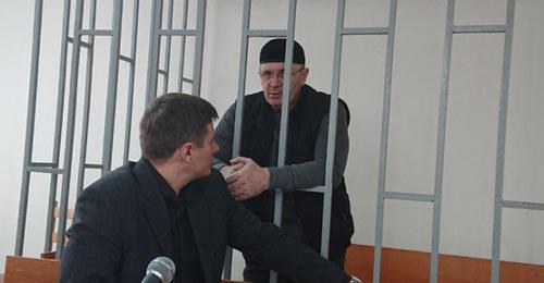 Оюб Титиев в зале суда. 19 марта 2018 г. Фото: Пресс-служба ПЦ "Мемориал"