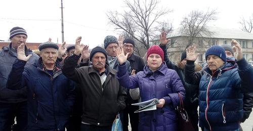 Пикет шахтеров в Гуково. 2 апреля 2018 г. Фото предоставлено участником акции для "Кавказского узла"