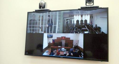 Осужденные на видеосвязи в зале суда. Фото Рустама Джалилова для "Кавказского узла"