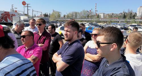 Акция протеста водителей против повышения тарифа. Сочи, 10 апреля 2018 Фото Светланы Кравченко для "Кавказского узла"