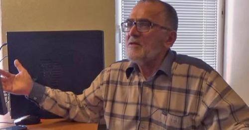 Казим Нурмагомедов - отец обвиняемого в финансировании боевиков Шамиля Нурмагомедова - во время интервью "Кавказскому узлу". Стопкадр видео http://www.kavkaz-uzel.eu/videos/4969