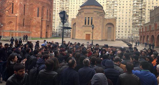 Представители армянской диаспоры на акции в Москве. 22 апреля 2018 года. Фото Гора Алексаняна для "Кавказского узла"