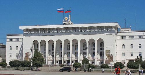 Парламент Дагестана. Фото Котомкина https://ru.wikipedia.org