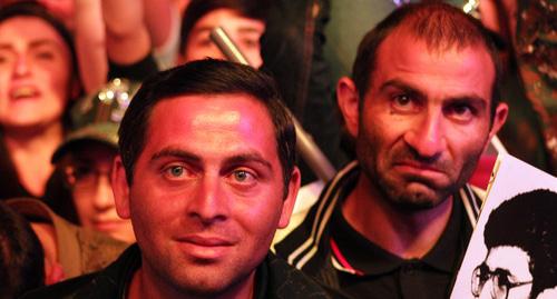 Участники протестных выступлений на площшади Республики в Ереване. Фото Тиграна Петросяна для "Кавказского узла"