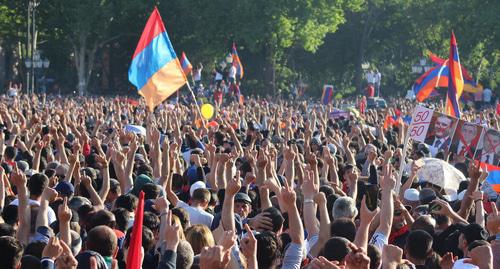 Участники акции протеста в Армении, 1 мая 2018 года. Фото Тиграна Петросяна для "Кавказского узла".