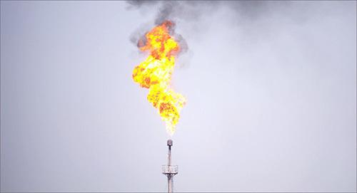 Газовый факел. Фото: © Sputnik/ Илья Питалев, http://sputnik-georgia.ru/economy/20160304/230459312.html