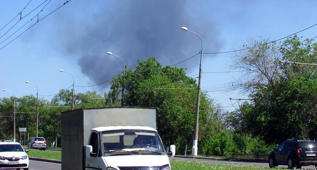 Пожар в заброшенном цехе Тракторного завода, Волгоград. Фото Вячеслава Ященко для "Кавказского узла"