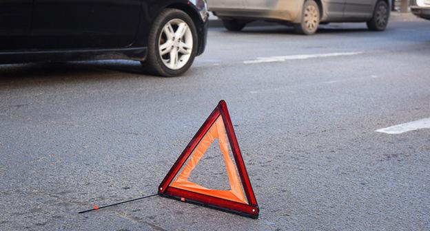 Предупреждающий знак. Фото Елены Синеок, Юга.ру