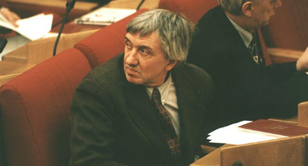 Юрий Щекочихин. Фото: 
 официальный сайт партии "Яблоко" https://www.yabloko.ru/Persons/Schekoch/schek_photo.html