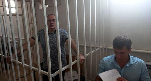 Оюб Титиев в зале суда. Фото предоставлено ПЦ "Мемориал" 