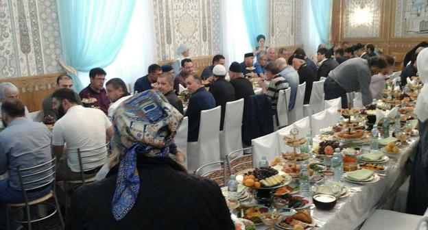 Поминки по Орхану Джемалю. Москва, 7 августа 2018 года. Фото Рустама Джалилова для "Кавказского узла".