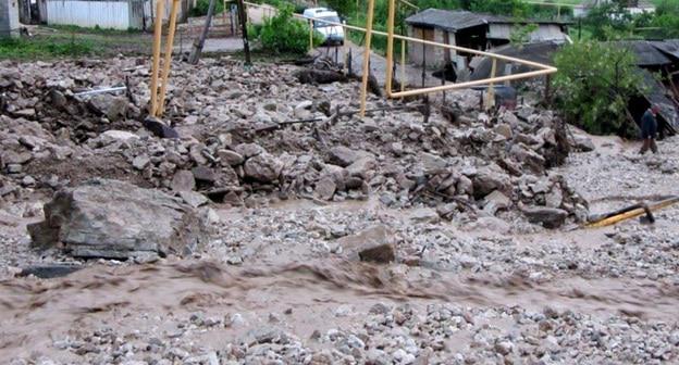 Сход селя. Фото: ГУ МЧС России по РД 