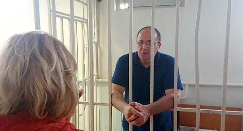 Оюб Титиев в суде. Фото пресс-службы ПЦ "Мемориал"