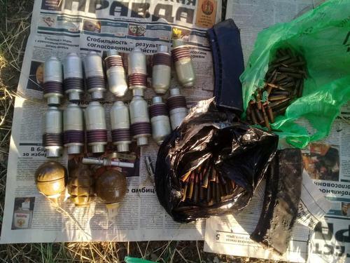 Боеприпасы, найденные силовиками в Дагестане. Фото http://www.rosgvard.ru/ru/news/article/v-dagestane-vzryvotexniki-omon-unichtozhili-vzryvoopasnye-boepripasy