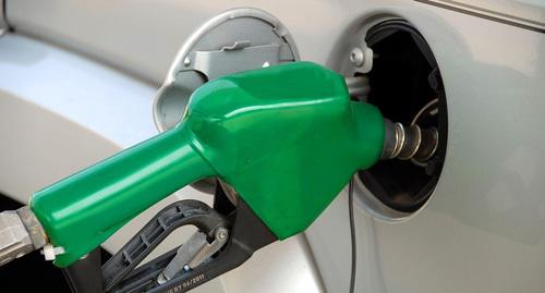 Заправка автомобиля газом. Фото: https://pixabay.com/ru/перекачки-газа-топлива-насос-1631634/
