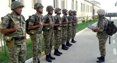 Построение в азербайжанской армии. Фото https://mod.gov.az/ru/foto-arhiv-045/?gid=23630