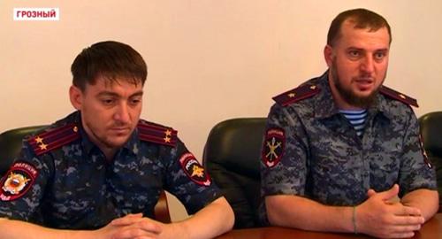 Артур Алханов (слева) Фото кадр видео Грозный TV https://grozny.tv/cat.php?id=55&page=351