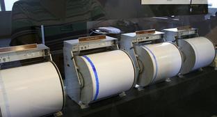 Сейсмограф. Фото: CC BY 2.0 / lora_313 / Kilauea Seismographs
https://ru.sputnik.az/incidents/20170927/412031405/azerbajdzhan-zemletrjasenie-shamaha.html