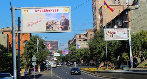 Улицы Еревана в день выборов Совета старейшин. 23 сентября 2018 года. Фото Тиграна Петросяна для "Кавказского узла"