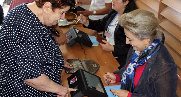 Избирательный участок в Ереване, 23 сентября 2018 года. Фото Тиграна Петросяна для "Кавказского узла".