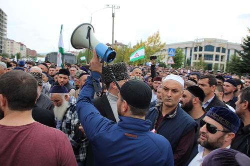 Акция протеста в Магасе 5 октября 2018 года. Фото Магомеда Муцольгова, http://www.kavkaz-uzel.eu/blogs/342/posts/34807